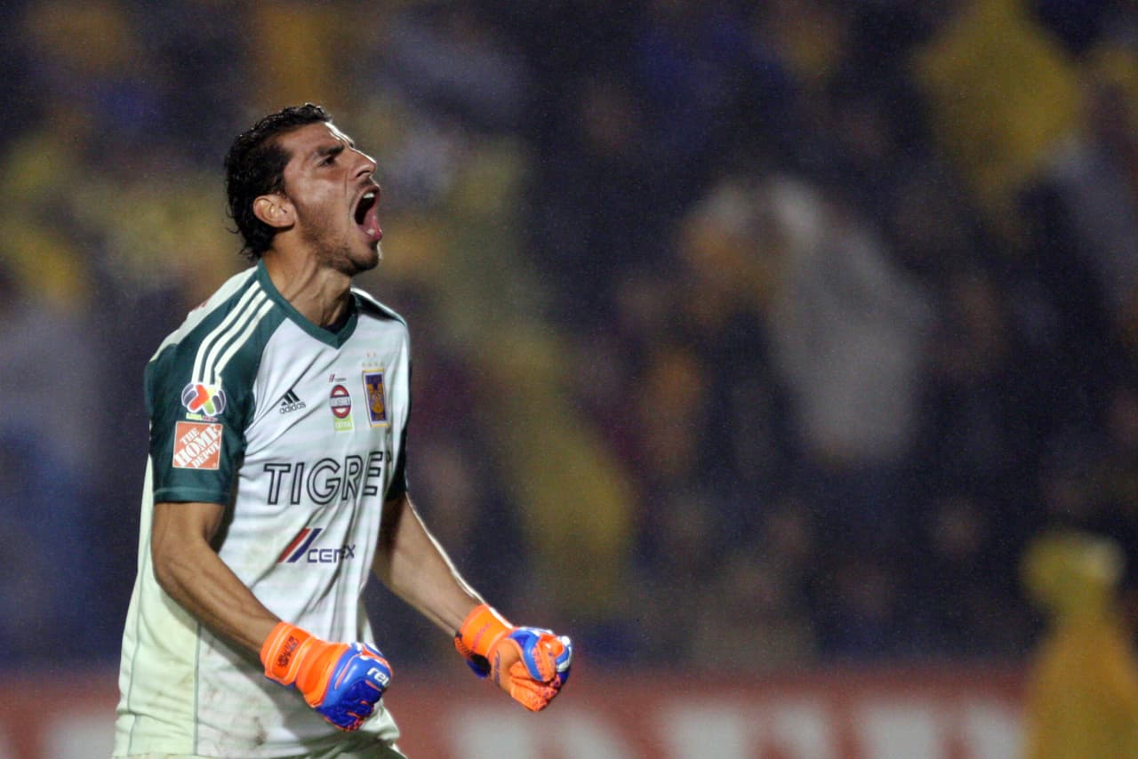 Tigres está situado en cuarto lugar de la tabla general con 26 puntos y solamente podria caer al séptimo lugar en caso de que Pumas y Toluca empaten combinado con empate o victoria de Monterrey.