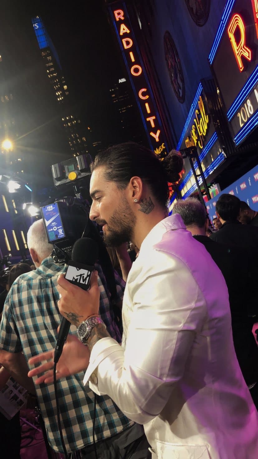 Aunque sin duda el momento que más emocionó al 'Pretty Boy' fue su encuentro en el backstage con la 'Reina del Pop', Madonna.
<br>