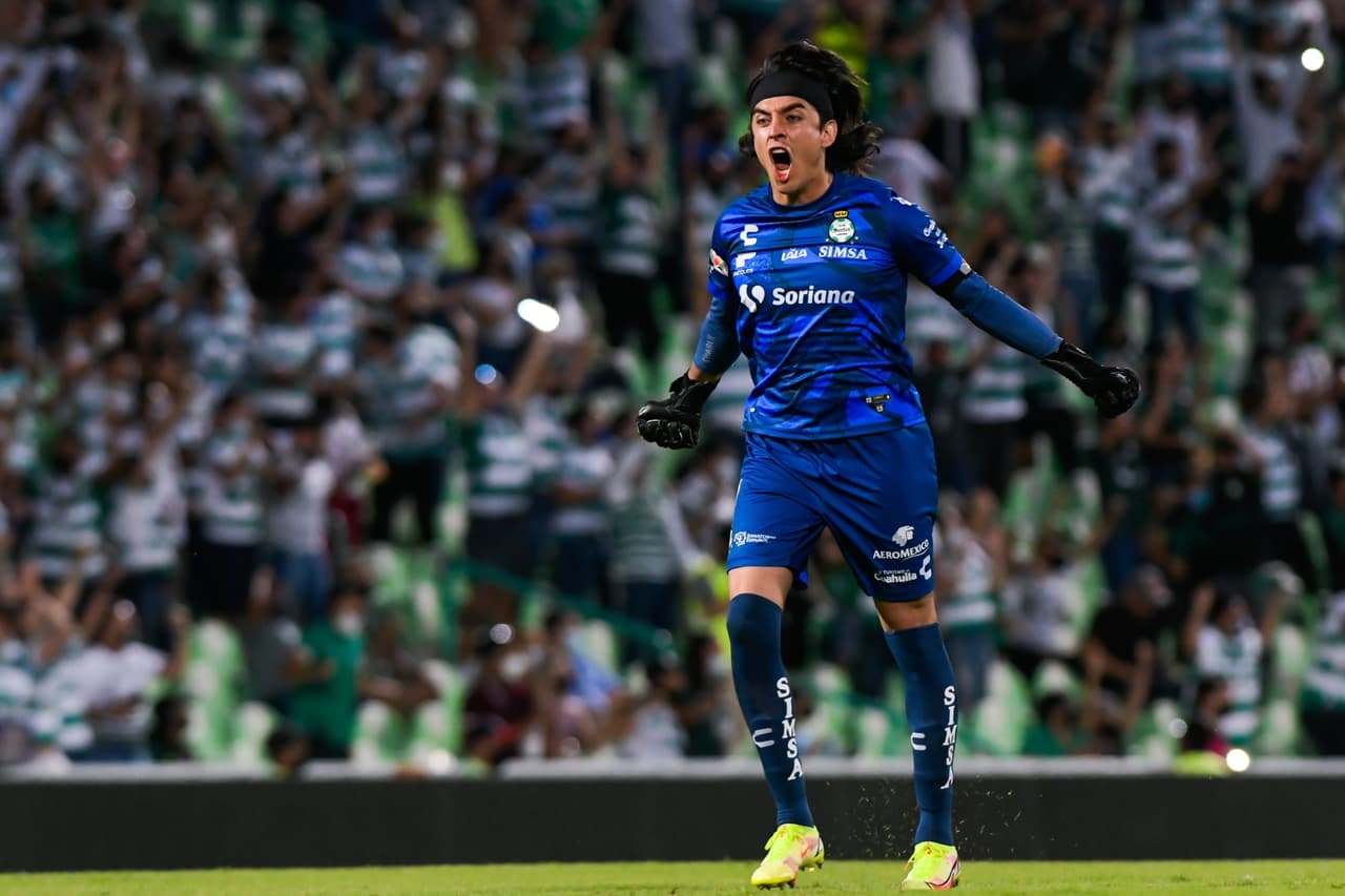 Julián Quiñones adelantó al conjunto visitante al minuto 25, pero Santos no se quedó de brazos cruzados y al minuto 69 Félix Torres se encargó de firmar el empate 1-1.