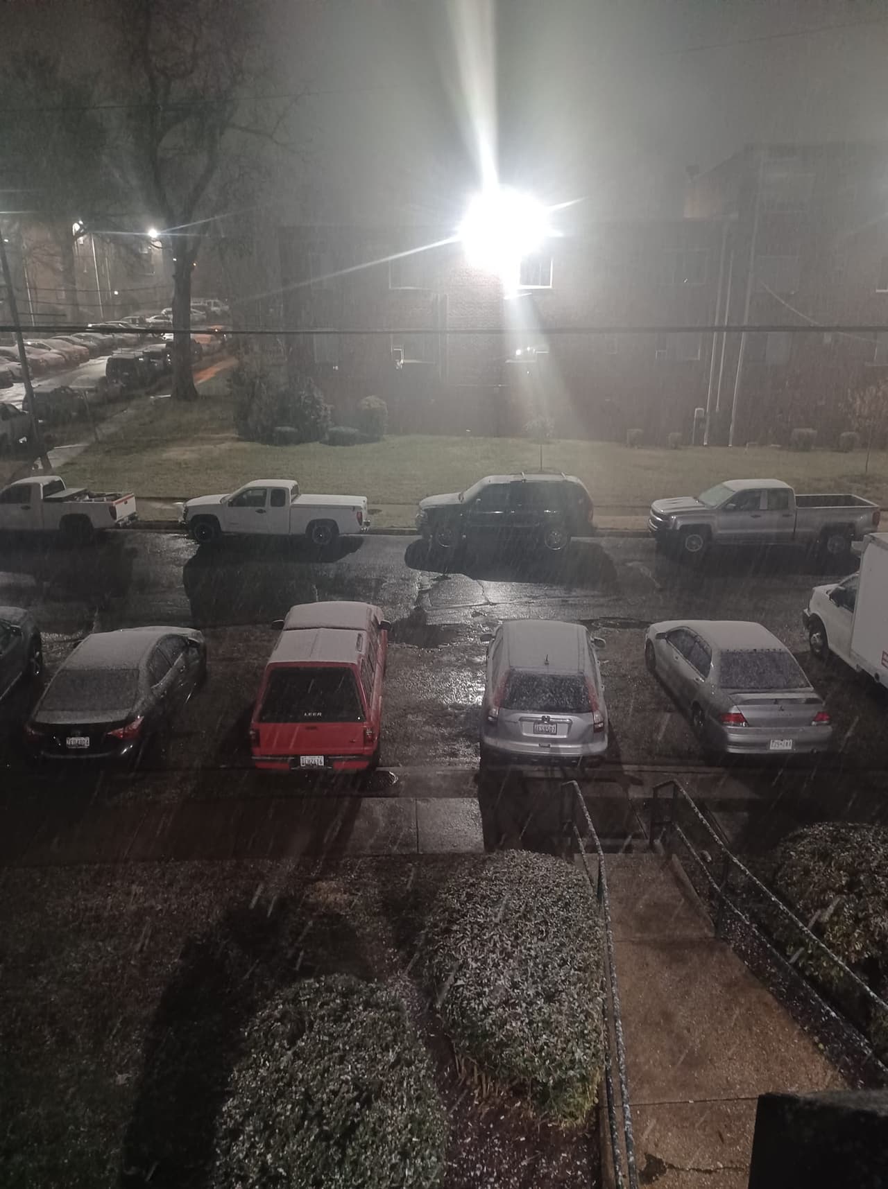 Desde la madrugada de este miércoles se apreció nieve en la región, como nos comparte Esmeralda Gallardo Guerra.