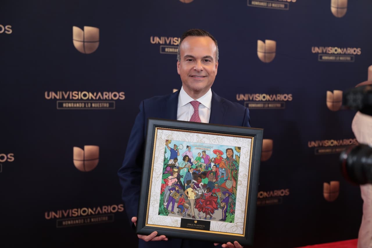 Jorge Plasencia fundó Amigos for Kids, para evitar que las historias de niños abusados y maltratados se repitan. Fue otro de los homenajeados.