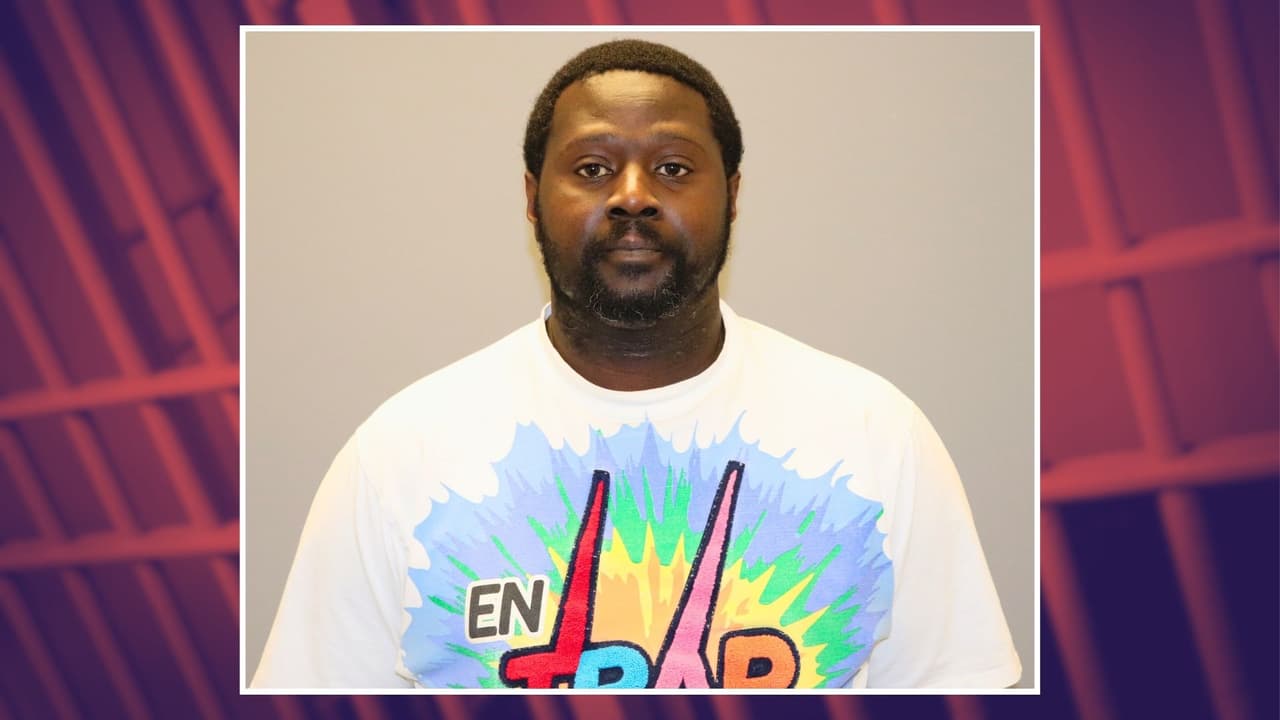 Vanadus Green está acusado de maltrato animal en Grapevine, Texas.