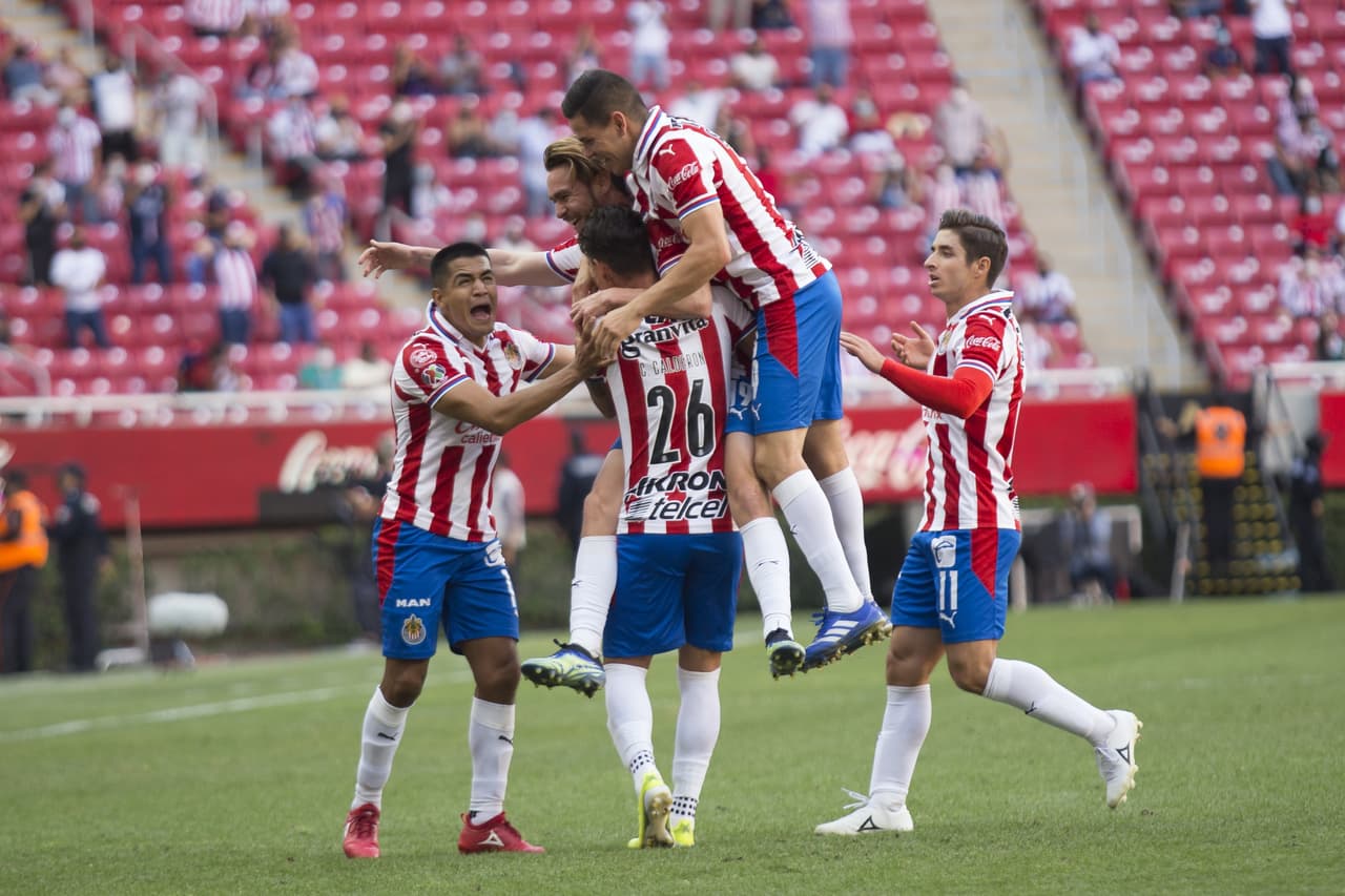 Chivas buscan ser perfectos para vencer a Cruz Azul
