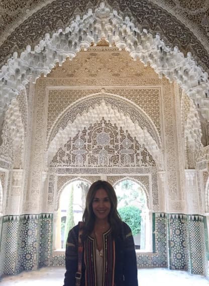 La Alhambra es un lugar esplendoroso y lleno de detalles.