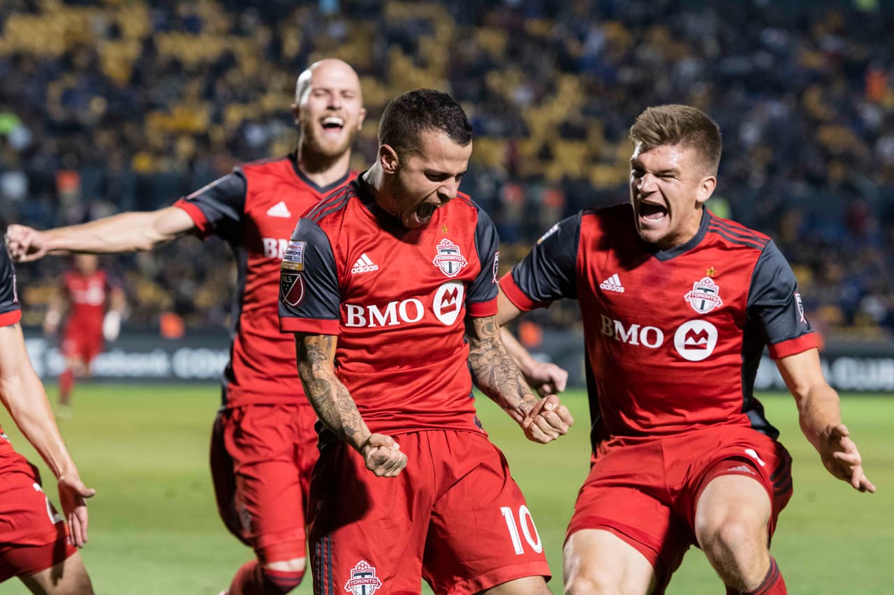 El segundo nocaut de la MLS sobre la Liga MX, en los duelos de cuartos de final, lo dio el Toronto F.C, con anotaciones de Rafael Carioca (en contra) y Sebastián Giovinco, mientras que Eduardo Vargas y André-Pierre Gignac marcaron para los Felinos.