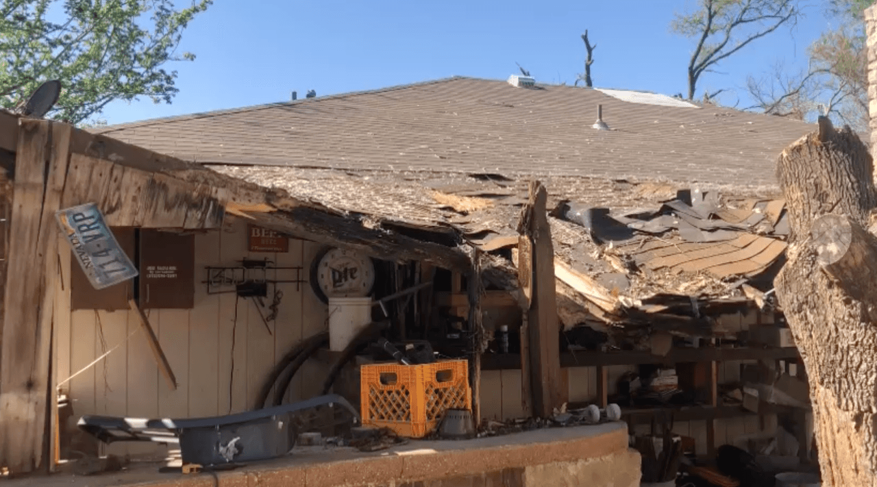 Aquellos que deseen contribuir al fondo pueden hacerlo en rrcommunityfoundation.org.