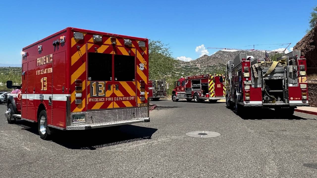 Se evaluaron sus signos vitales y se le brindó tratamiento médico básico para mejorar su condición, luego se le ayudó a bajar de la montaña donde su familia la esperaba.