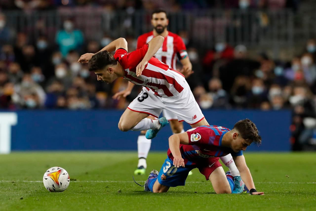 Barcelona agarra ritmo y golea al Athletic 4-0 durante la J26 en La Liga. Aubameyang, Dembele, de Jong y Depay fueron los goleadores de la tarde y suman un triunfo mas en semana dorada para los blaugrana.