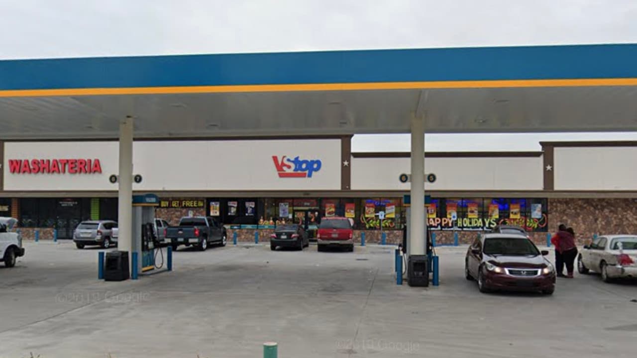 Un sospechoso es baleado cuando intentaba robar en la tienda de una gasolinera