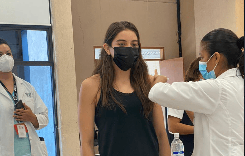 Vacunan a atletas mexicano rumbo a Tokyo 2021