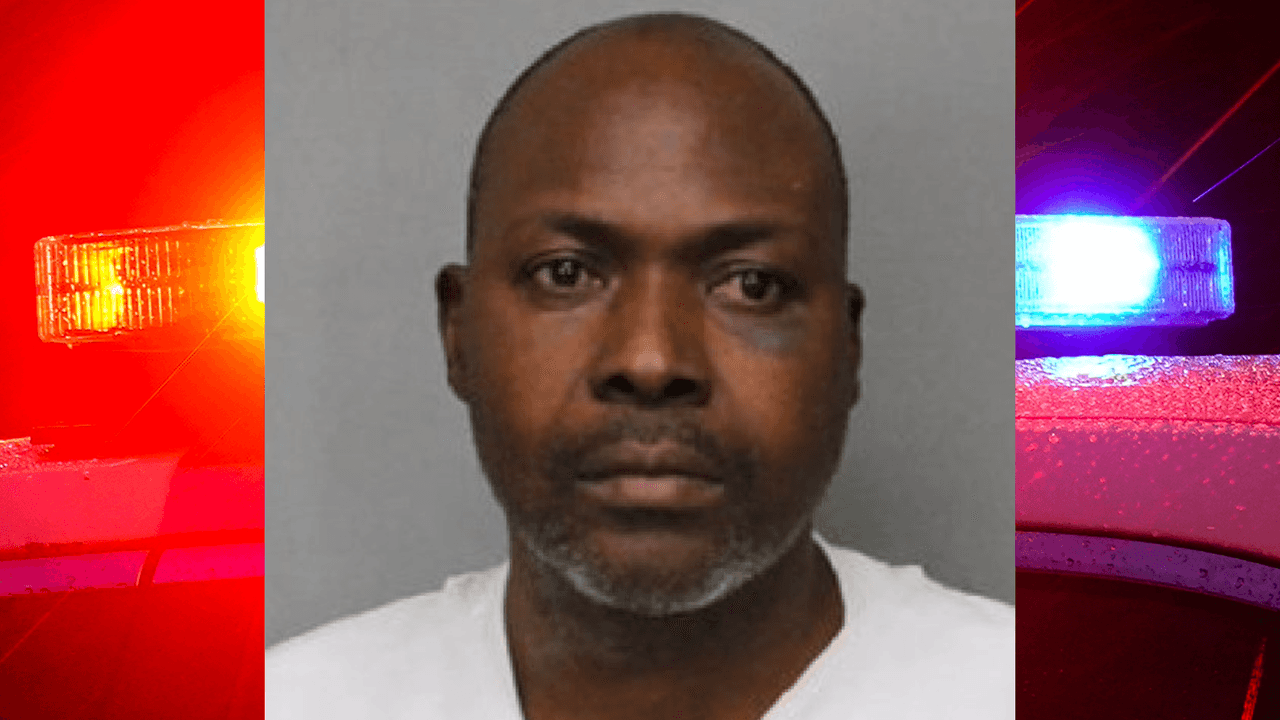 Padre es acusado de asesinato y abuso infantil tras la muerte de su hija en Delaware.