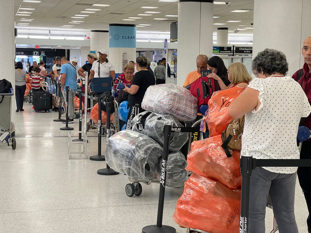 Sale a Santa Clara el primer vuelo a las provincias de Cuba: se reanudaron este jueves