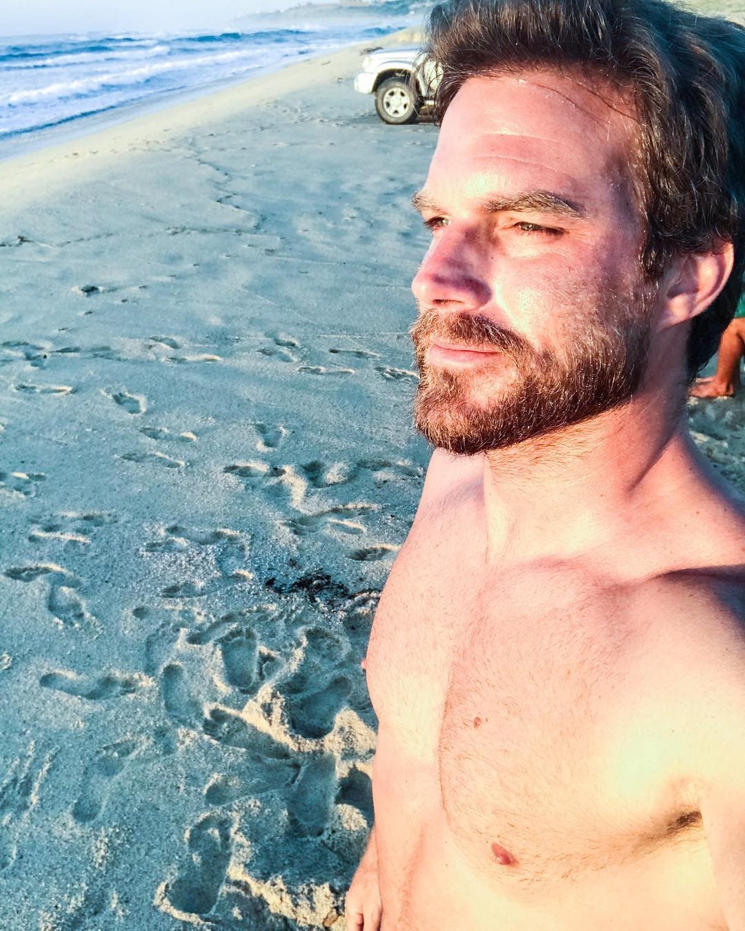 Hasta el momento, el actor no ha dado ninguna declaración sobre su noviazgo.