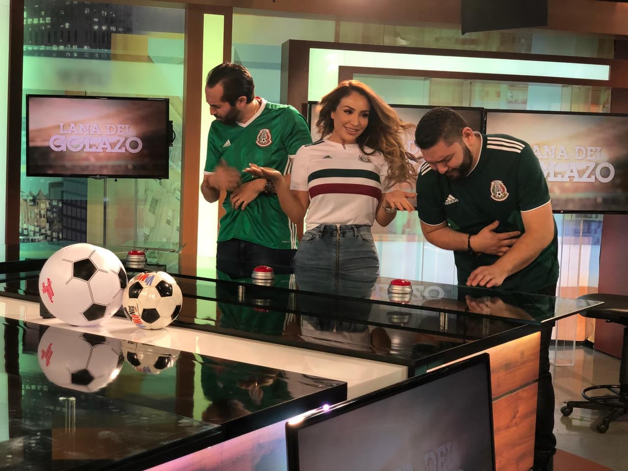 ¡Ojo! Porque no estarás solo, ya que los locutores de cada show te acompañarán en este reto.