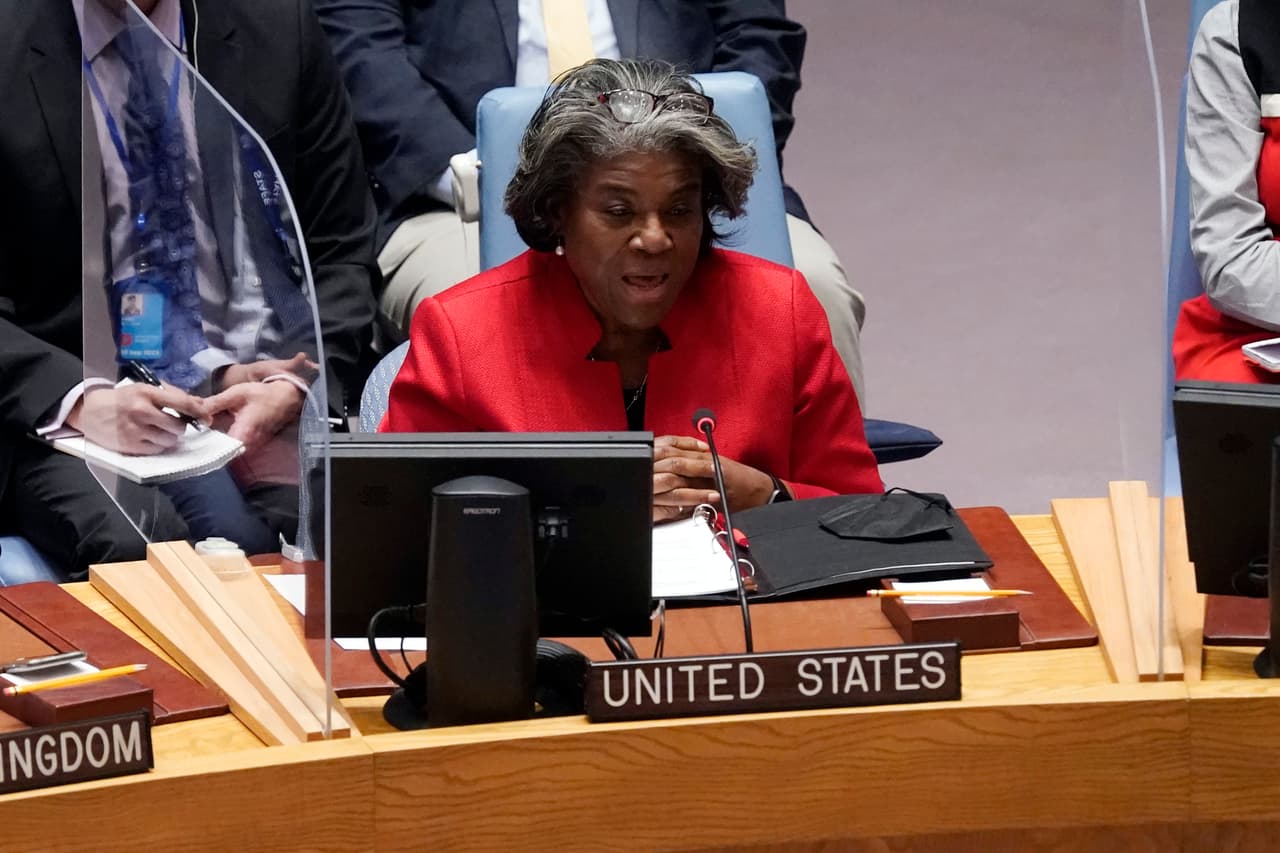 Linda Thomas-Greenfield expresó la preocupación de EEUU de que Rusia planee usar armas químicas.