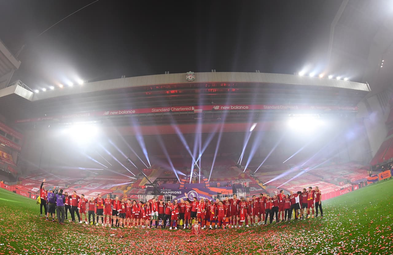 Las mejores imágenes de los festejos del los campeones de la Premier League 2019-2020.