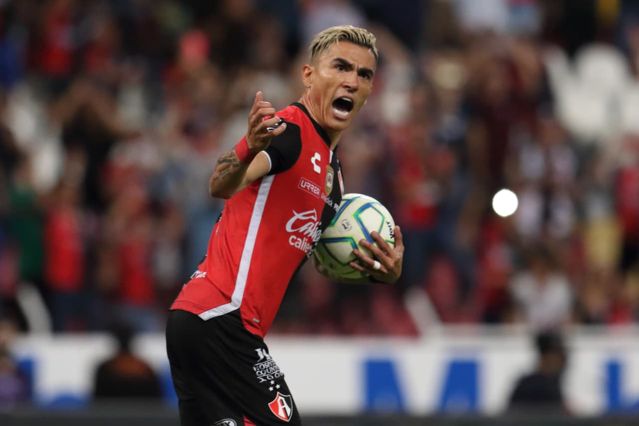 Atlas le remonta a Querétaro para vencerlo 3-1 con goles de Luis Reyes, Ozziel Herrera y Julián Quiñones en la Jornada 7.