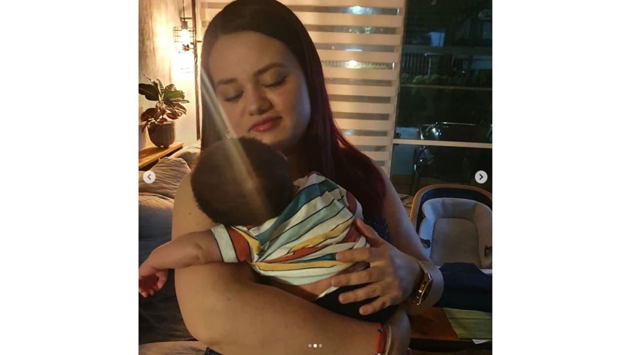 Andrea Lagunes y su bebé Mariano