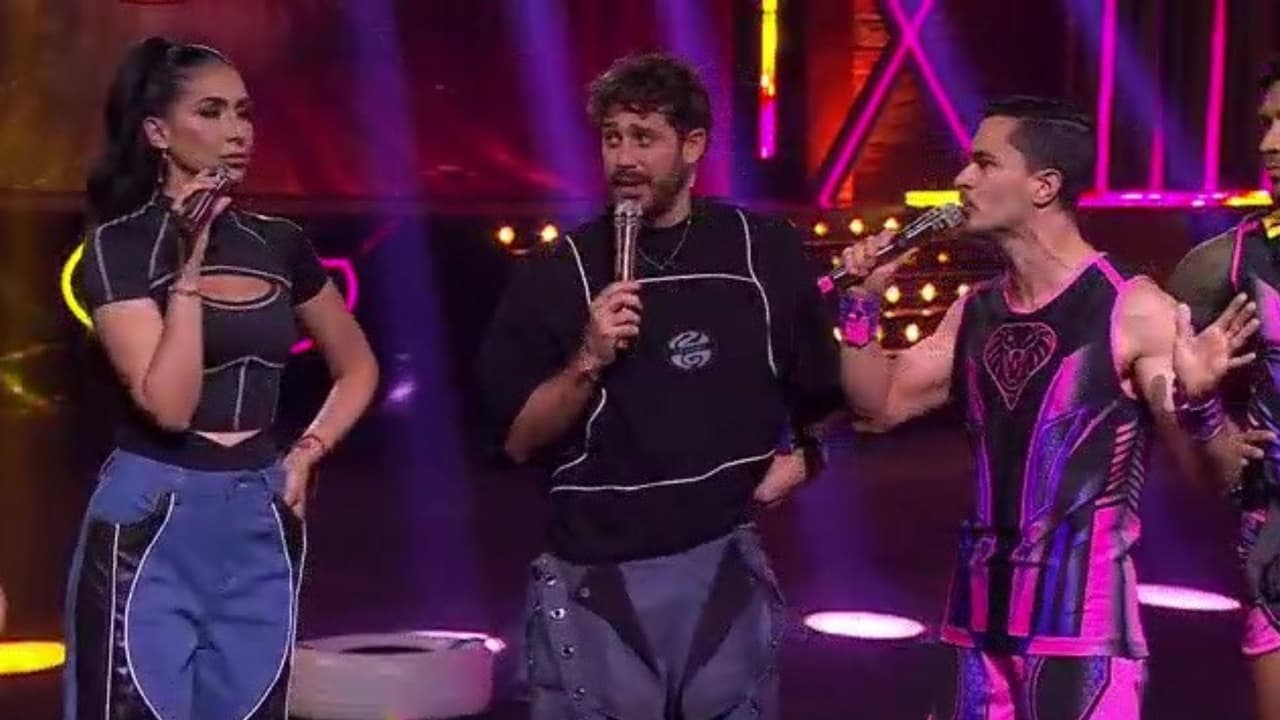 Cynthia Urías trató de controlar a Perfecto.
