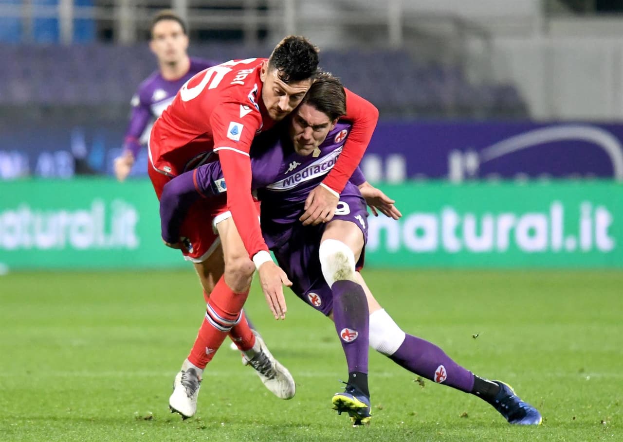 Fiorentina remonta y gana ante la Sampdoria con marcador de 3 a 1 durante la fecha 15 en la Serie A. Gabbiadini abrió el marcador, pero Callejón, Vlahovic y Sottil dieron la vuelta y anotaron para los locales.