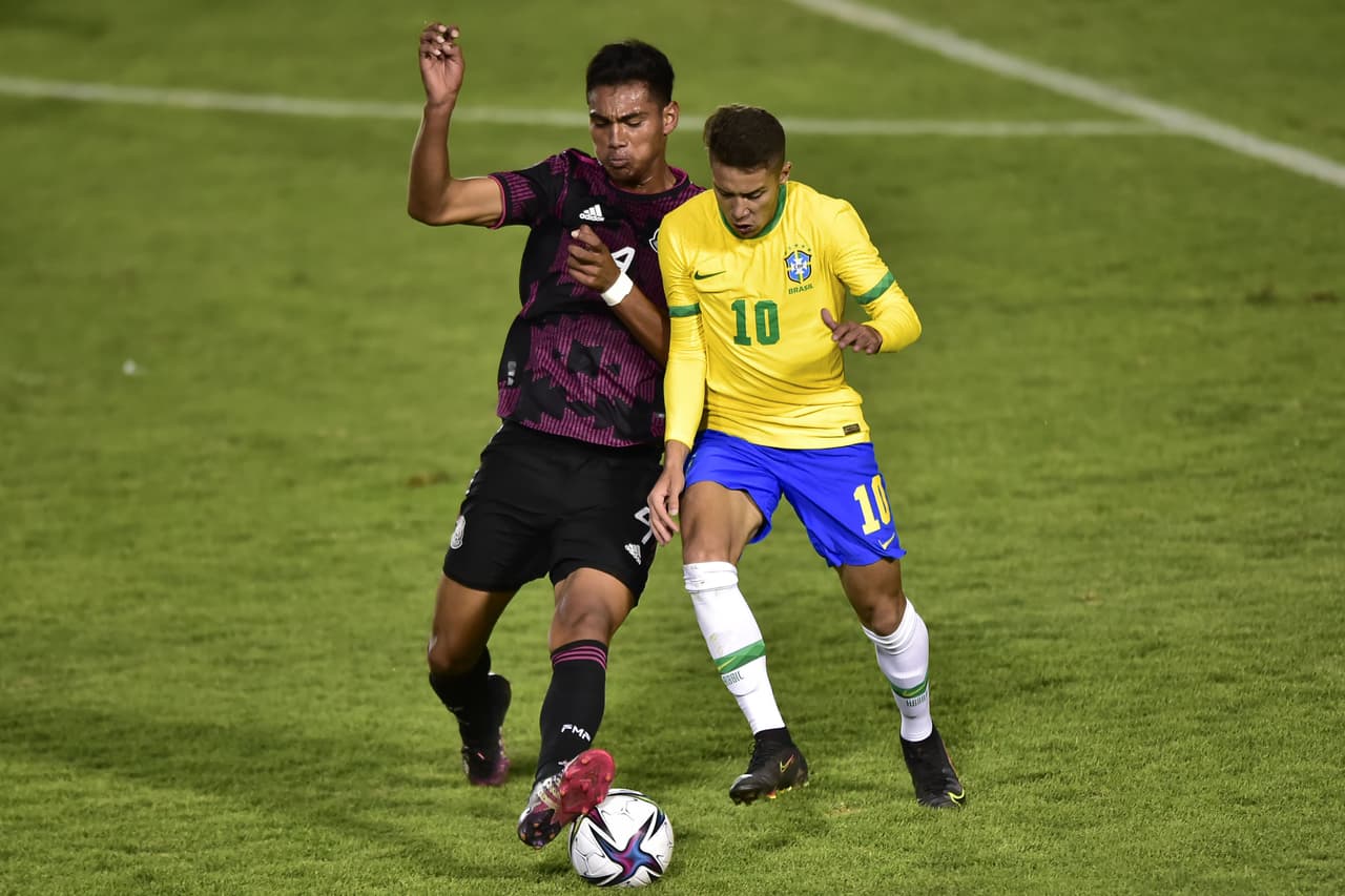 Brasil fue mejor durante una mayor parte del encuentro, pero los 'aztecas' fueron más efectivos.