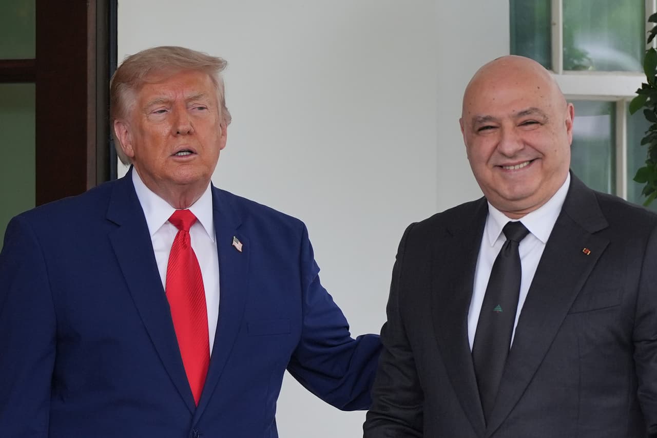 Donald Trump dice que Israel se está "reubicando" en Líbano tras abrir fuego en zona de repliegue