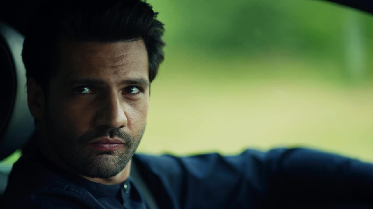 El villano le advirtió que tenía poco tiempo y que mejor se apresurara.