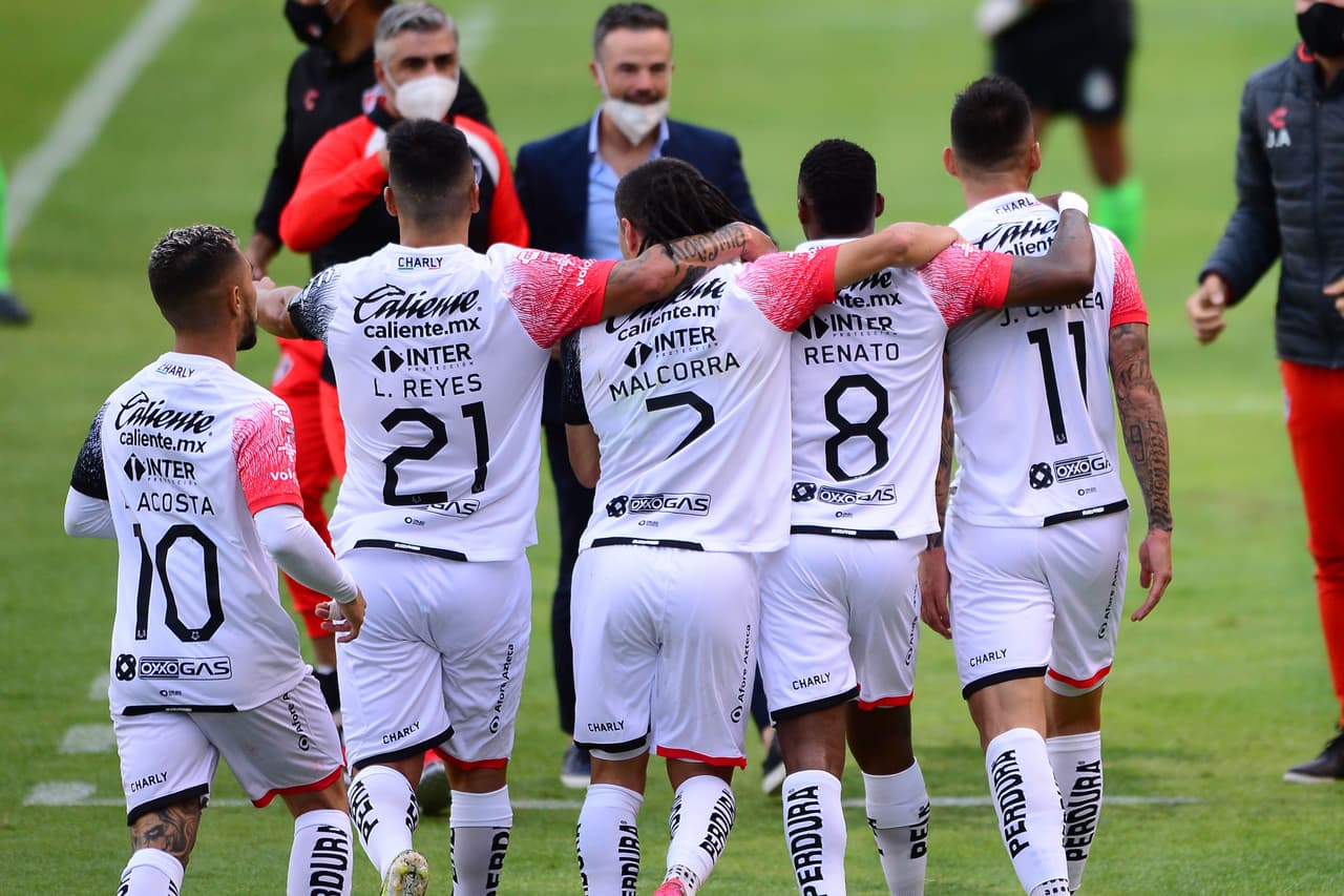 Atlas sufrió, pero coniguiron su primer punto en el torneo.