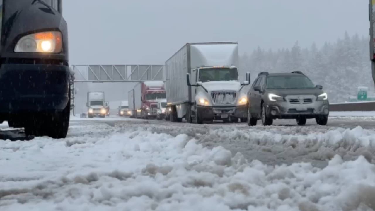 Conduce de manera segura durante el invierno con estas recomendaciones