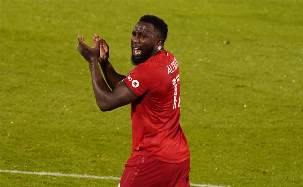 Tras ser separado, Toronto decidirá futuro de Altidore