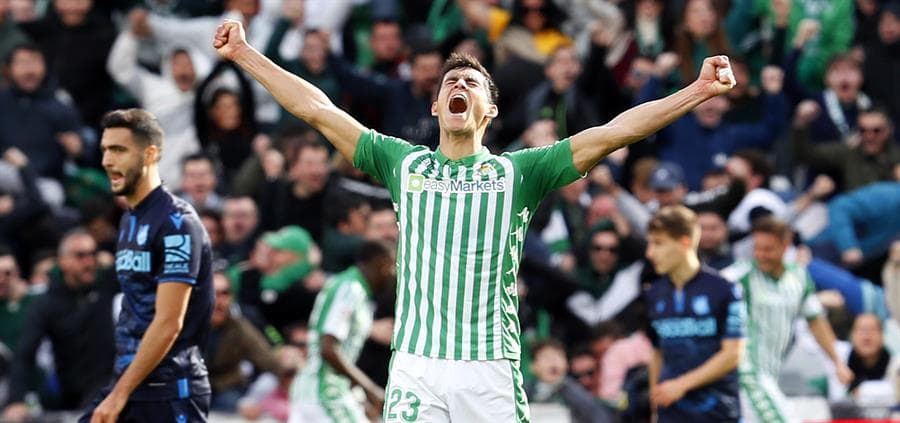 El Betis regaló a sus aficionados un partidazo, anotando tres goles ante la Real Sociedad y sumando tres puntos a su favor. El ex-americanista, Guido Rodríguez, debutó en cancha, mientras que Andrés Guardado realizó una asistencia. Lainez no vio minutos en el campo.