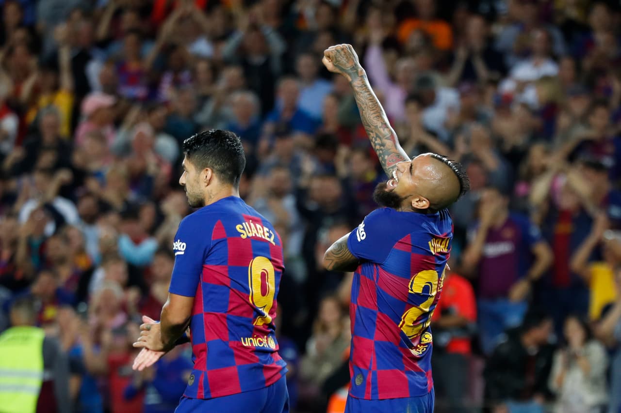 Arturo Vidal amenaza con irse del Barcelona