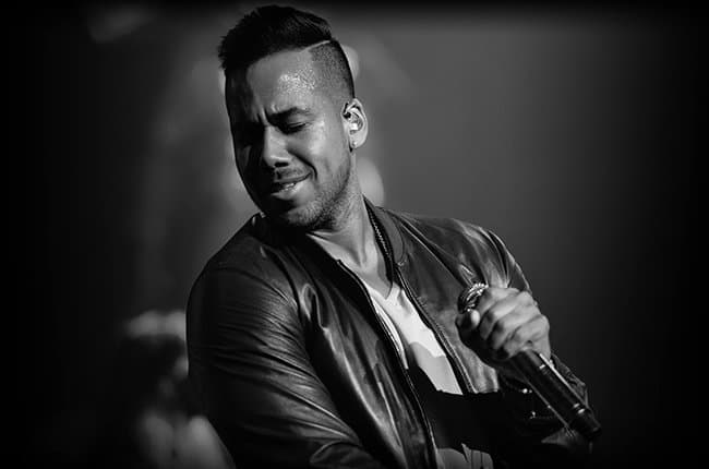 <span class="cms-h3-H3"><b>Romeo Santos.</b></span>
<b><h3 class="cms-h3-H3">Nominaciones: 3 </h3>¿A qué está nominado?:</b> Artista Premio Lo Nuestro del Año, Artista Masculino del Año y Artista Tropical del Año.