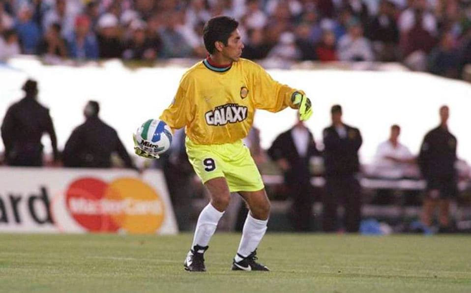 El primero en nuestro album de homenaje es el inolvidable Jorge Campos, uno de los pioneros de MLS.