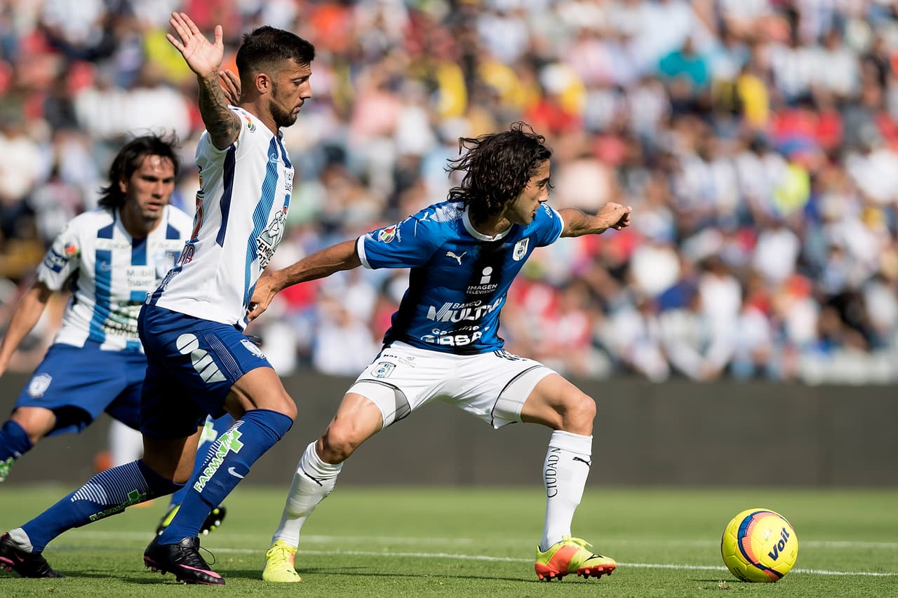 Por su parte, Gallos Blancos no podía generar mucho peligro sobre el arco Tuzo al encontrarse con una muralla en frente.