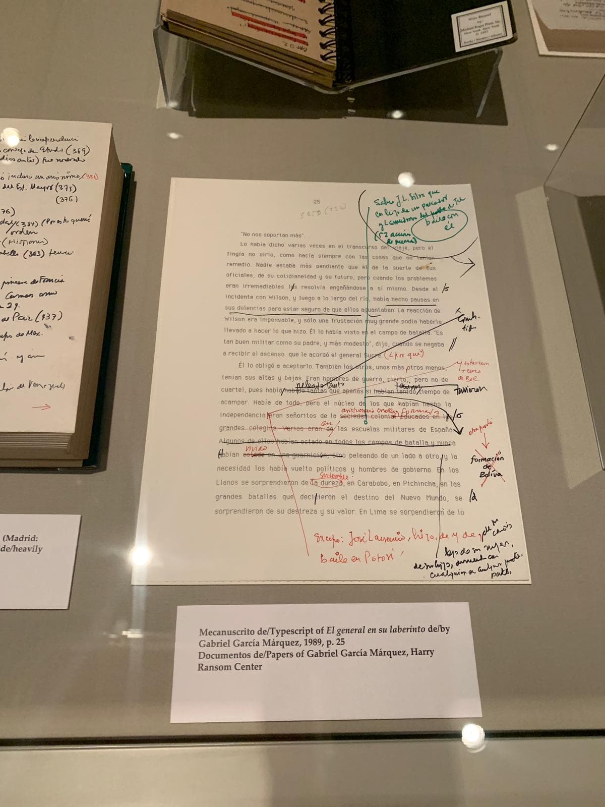 Un manuscrito de 'El general en su laberinto' (1989) con anotaciones y correcciones hechas a manos por García Márquez.