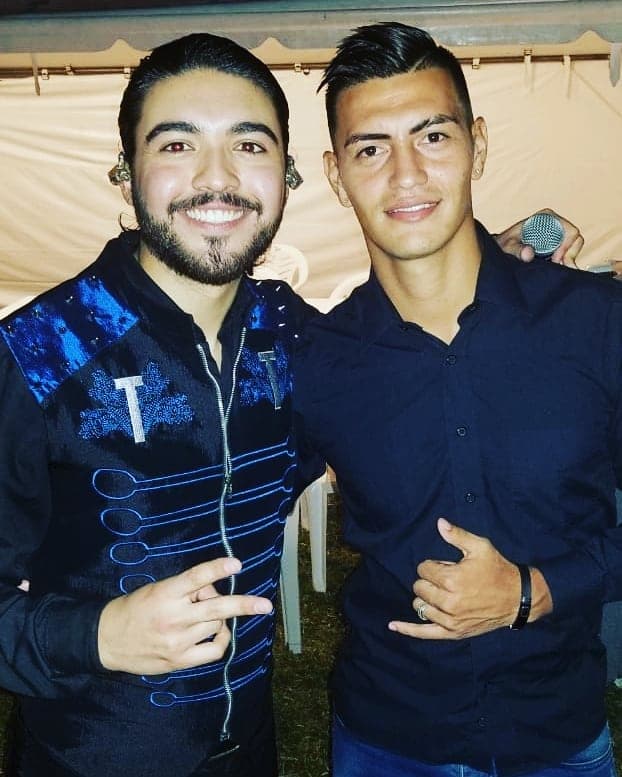 “Cuando tu te sientes opacado, porque esa es la palabra, opacado, de algunas personas que tienen más talento que tú, que se entregan más que tú, que tienen más carisma que tú y que le echan más hu$%&* que tú, decides hacerlos a un lado”.