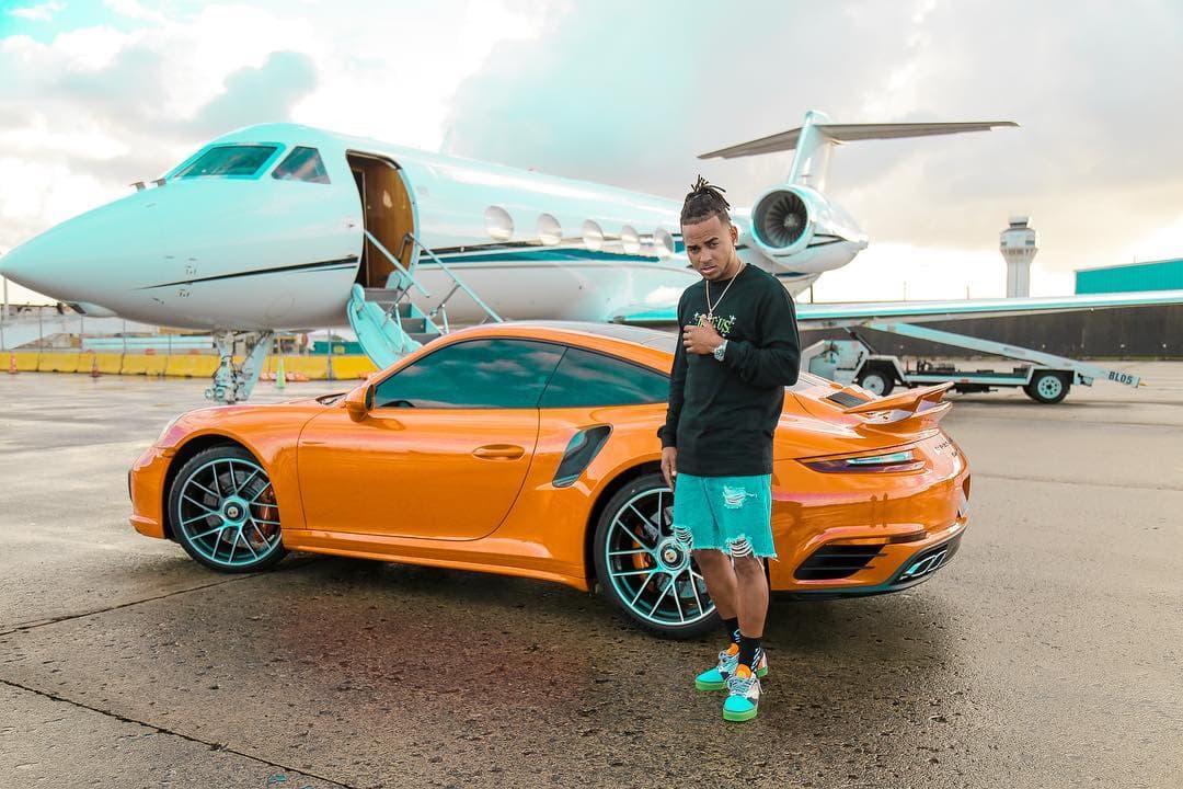 El 'Negrito de ojos claros' fue dueño de un Porsche 911 GT2.