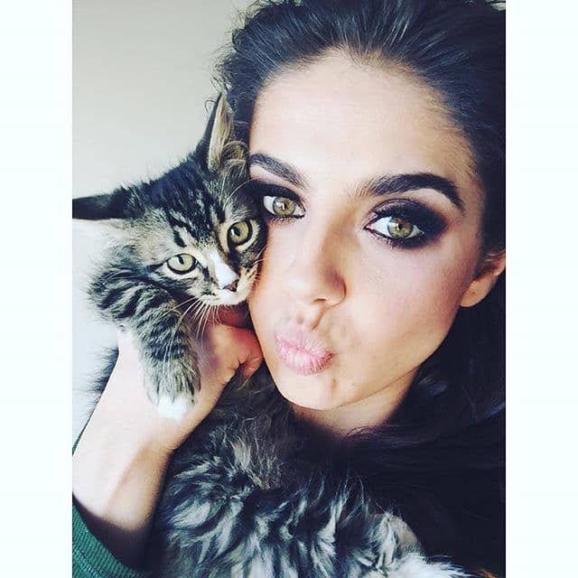 Michelle tiene el don de la sensualidad que irriadia con mucha naturalidad.