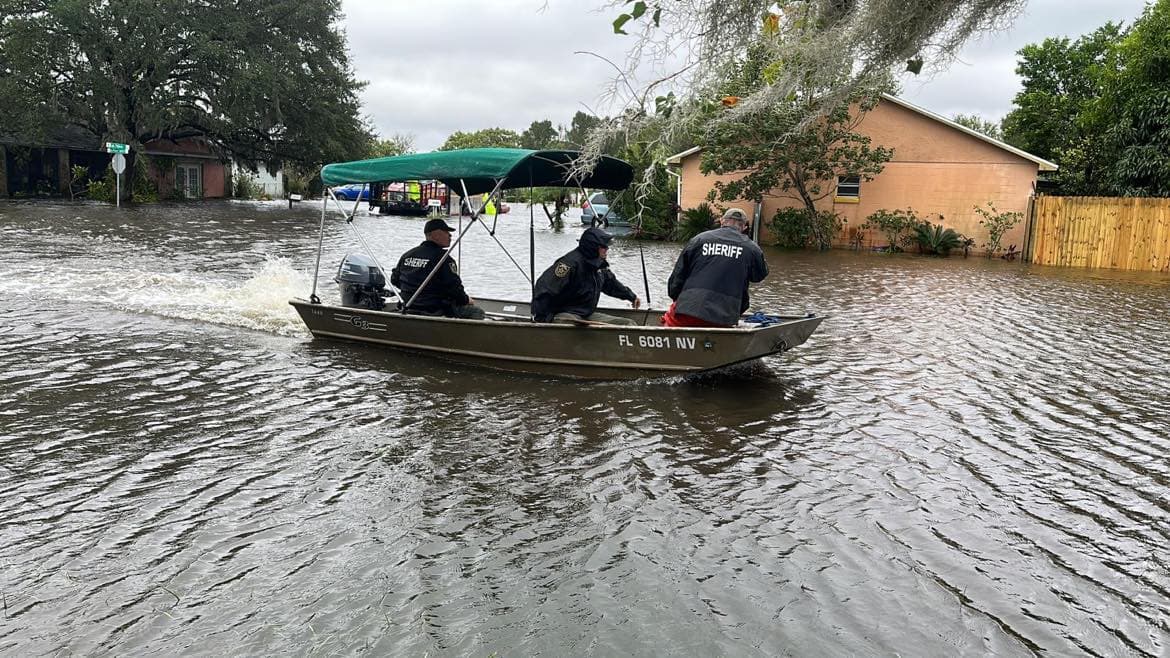 Ofrecen programa que brinda alojamiento pago a los afectados del huracán Ian en Florida