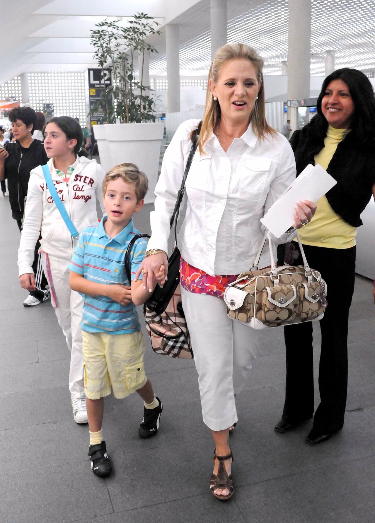 Pero Buenfil ha declarado que Zedillo no se hace cargo de su hijo.