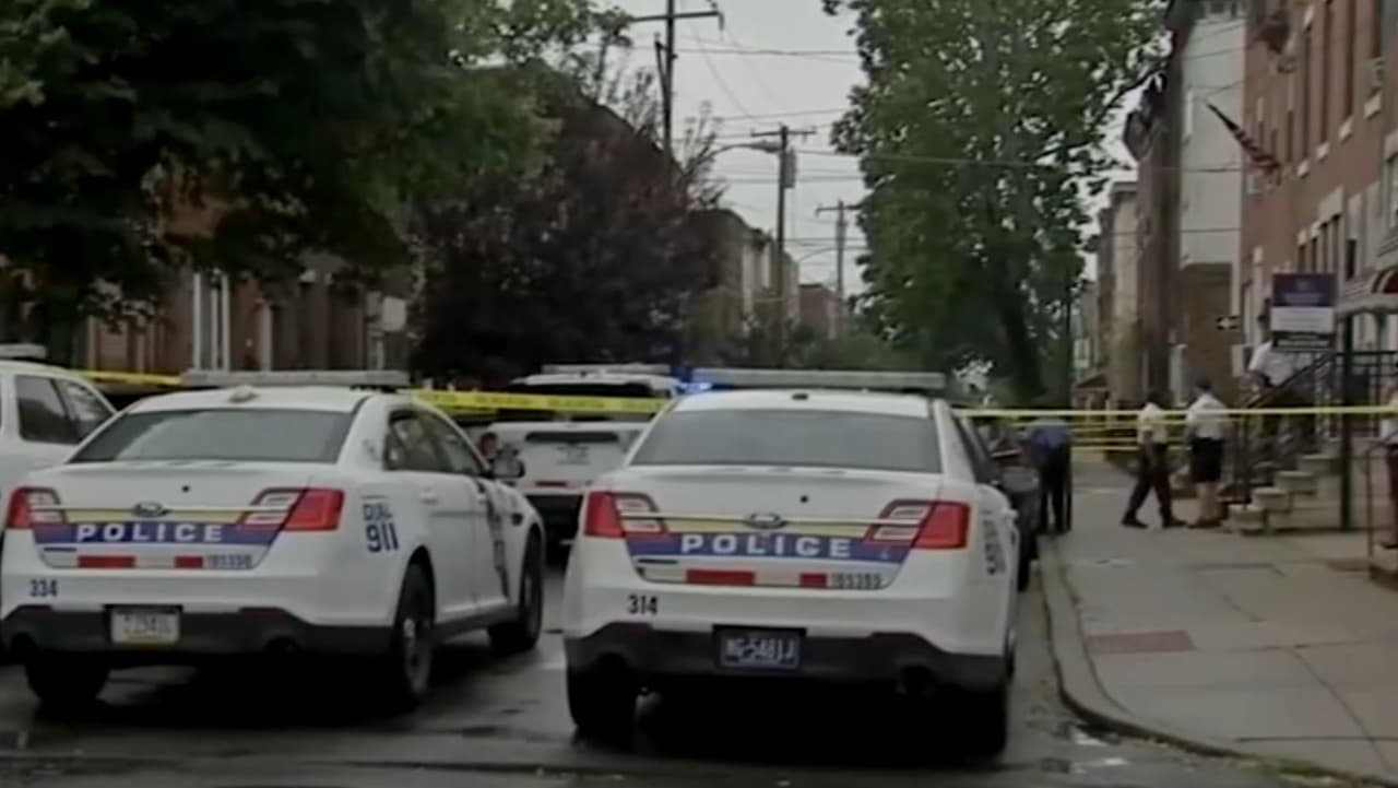Dos hombres asesinados a tiros después de intentar robar en una casa en el sur de Filadelfia