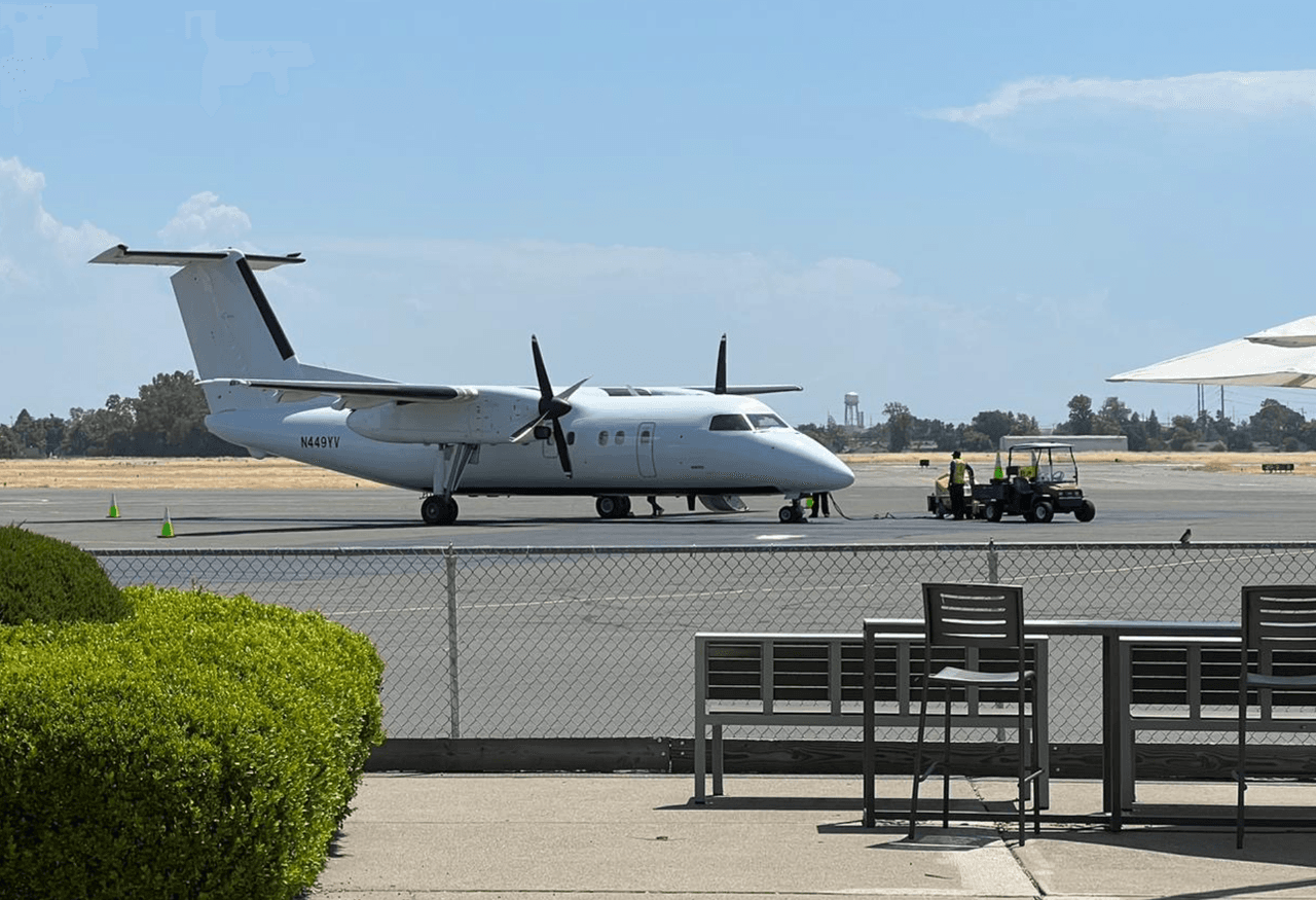 Llega segundo avión con un grupo de 20 migrantes a Sacramento: esto es lo que sabemos