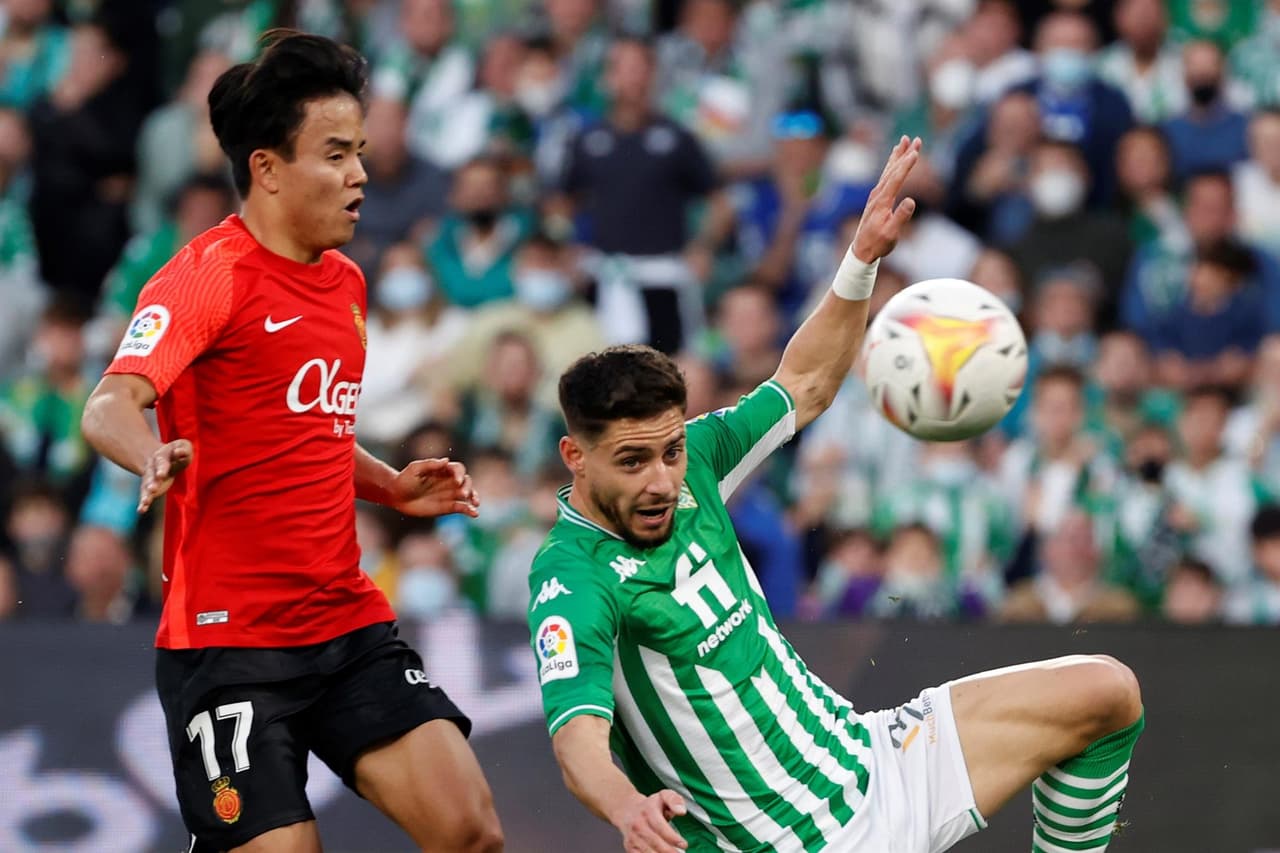 Real Betis suma un triunfo en casa ante Mallorca, con marcador de 2-1 durante la J25 en La Liga. Alexandre Moreno Lopera (25’) y Willian José, de penalti (83’), le dan el triunfo sobre la única anotación por parte de Vedat Muriqi al 75’; Lainez y Guardado fueron convocados para el encuentro.