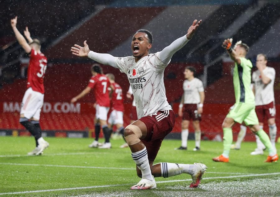 Arsenal derrota al Manchester united por la mínima en Old Trafford y se lleva los tres puntos, durante la séptima fecha de la Premier League. Pierre Emerick-Aubameyang marcó el gol del gane al minuto 69.