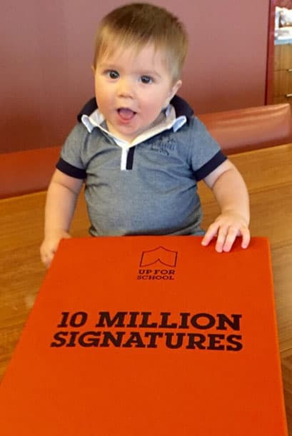 “El nombre Sasha es de origen griego y ruso y significa “defensor de la humanidad” y “guerrero”, revelaron a través de redes sociales Gerard Piqué y Shakira cuando nació su segundo hijo.