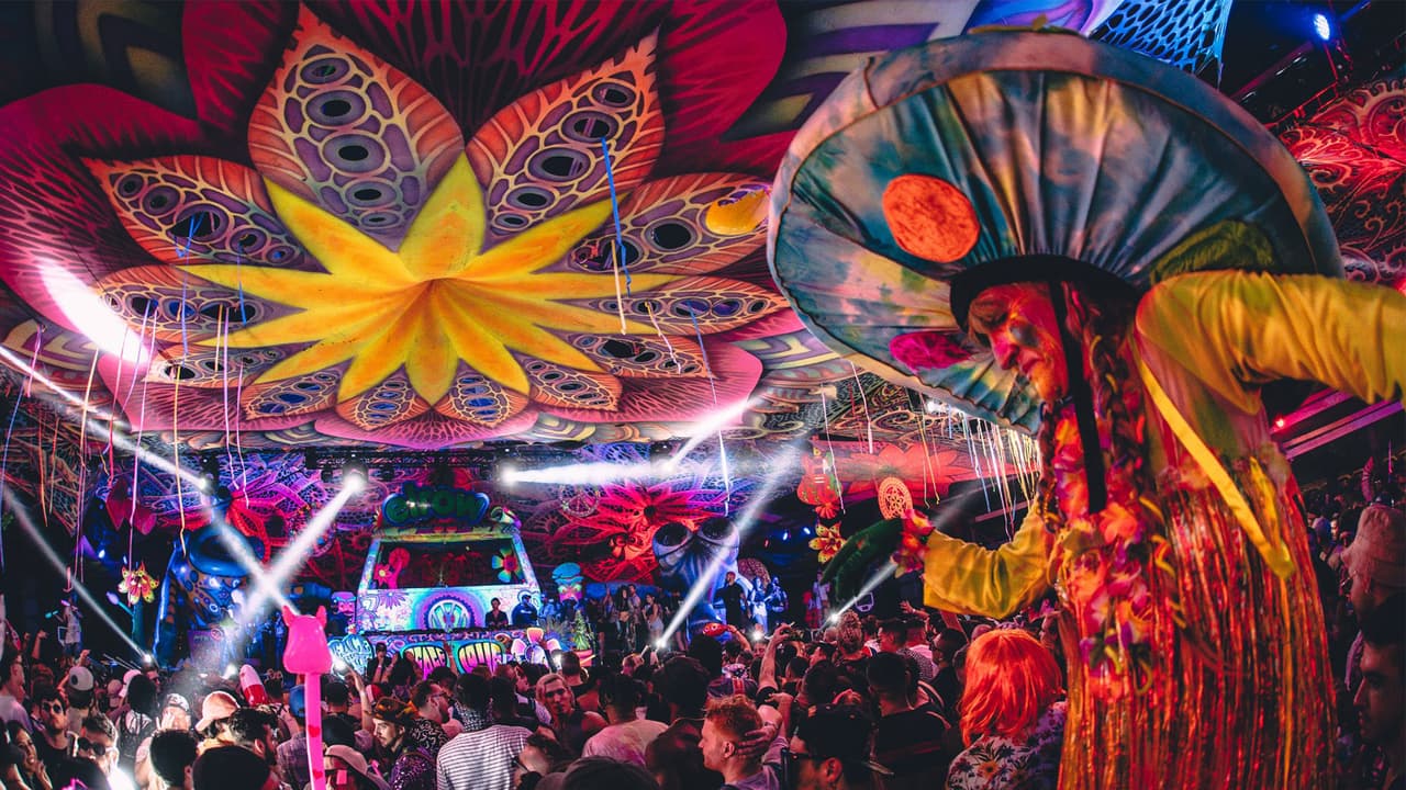 <b>Arc Music Festival</b>
<br>Este festival dedicado a la música electrónica en Union Park con estrellas como Carl Cox, Charlotte De Witte y Skream. El festival se lleva a cabo desde este viernes hasta el domingo. Si deseas adquirir boletos,
<a href="https://arcmusicfestival.com/" target="_blank">puedes visitar esta página</a>.