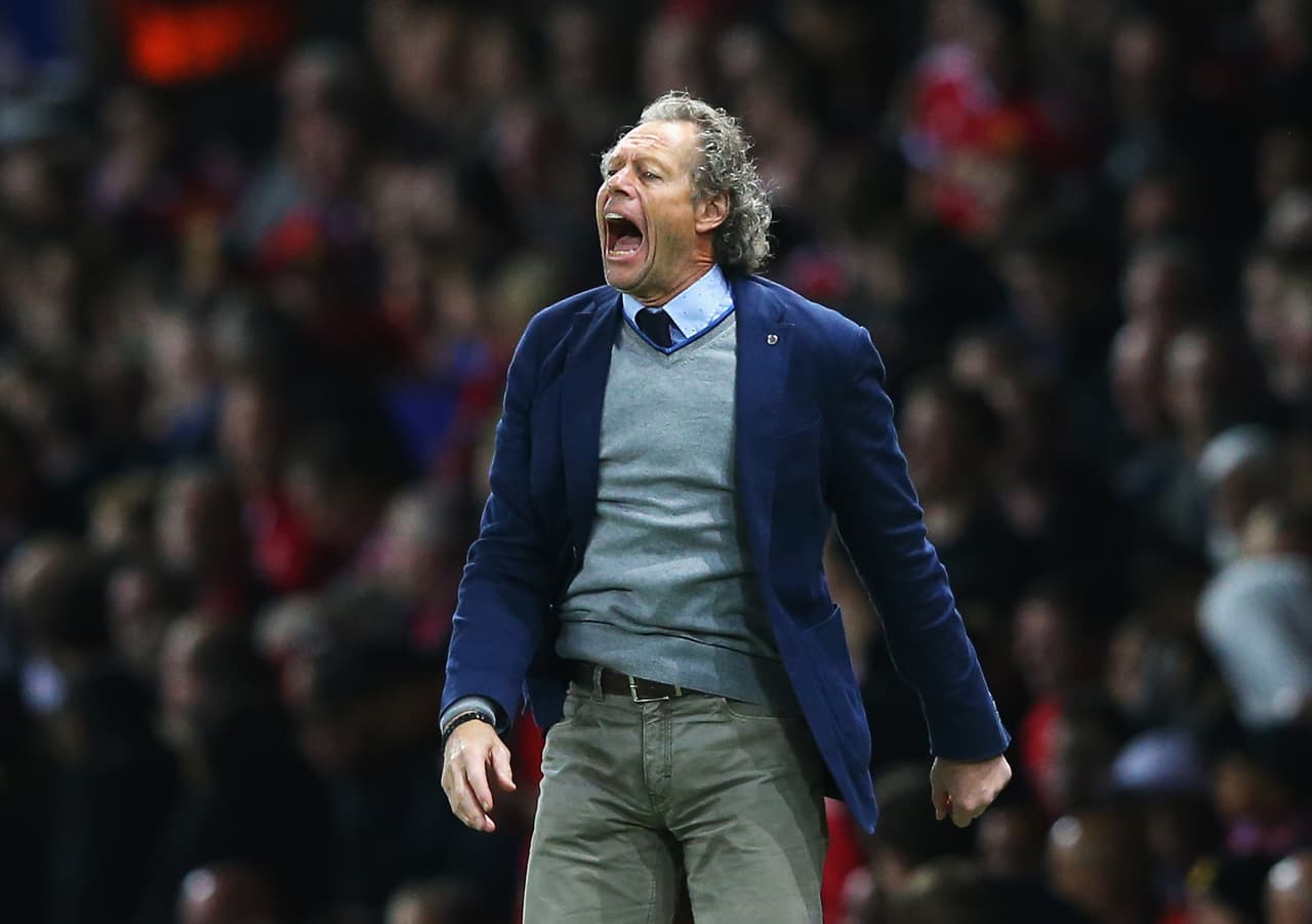 DT del Standard asegura que aún no hay acuerdo por Ochoa