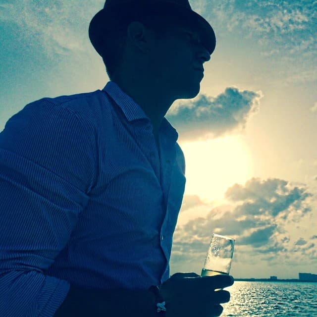 Dicha revista informó que el actor llegó a urgencias por una supuesta sobredosis de cocaína.