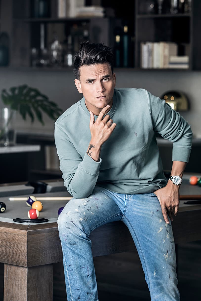 <b>Silvestre Dangond</b>: interpretará el original remix del clásico del vallenato 'El Santo Cachón', producido en colaboración con el renombrado DJ Cedric Gervais.